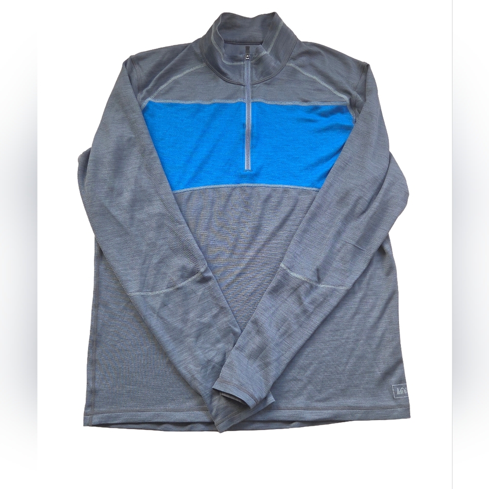 REI Men's Lightweight Performance Jacket in Charcoal And Blue